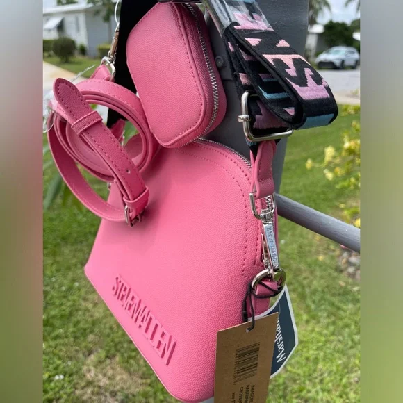 STEVE MADDEN BMAGEEE Crossbody Bag In Raspberry w/Air Pod Case - Picture 7 of 14